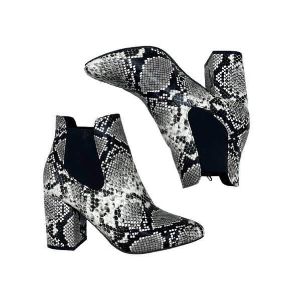 Boots Ankle Heels By New York And Co In Snakeskin Print, Size:8 Supply