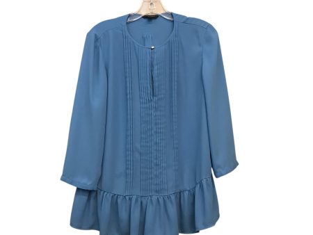 Top Ls By Banana Republic In Blue, Size:M on Sale