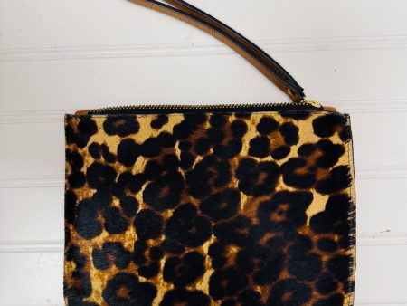 Wristlet By Clothes Mentor, Size: Medium Hot on Sale