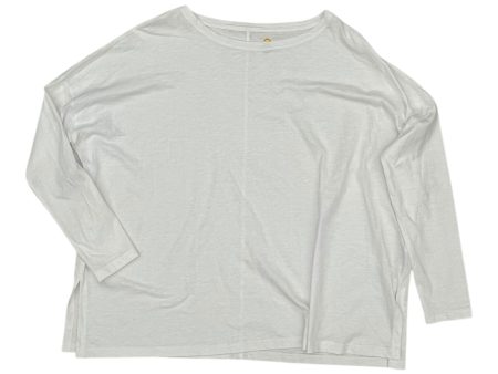 Top Ls Basic By C And C In White, Size:M Sale