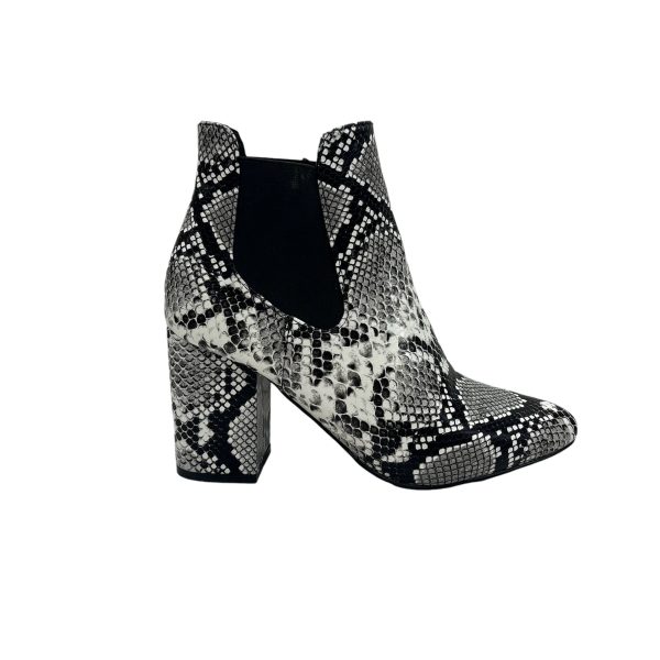 Boots Ankle Heels By New York And Co In Snakeskin Print, Size:8 Supply