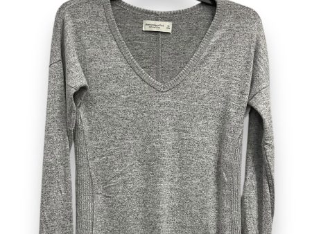 Top Long Sleeve Basic By Abercrombie And Fitch In Grey, Size: Xs Sale