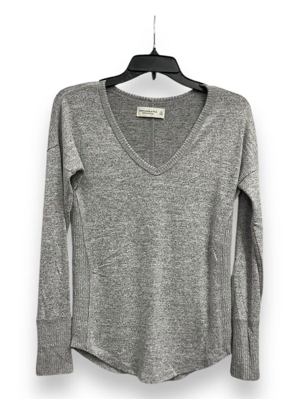 Top Long Sleeve Basic By Abercrombie And Fitch In Grey, Size: Xs Sale