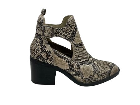 Boots Ankle Heels By Mia In Snakeskin Print, Size:9 Online