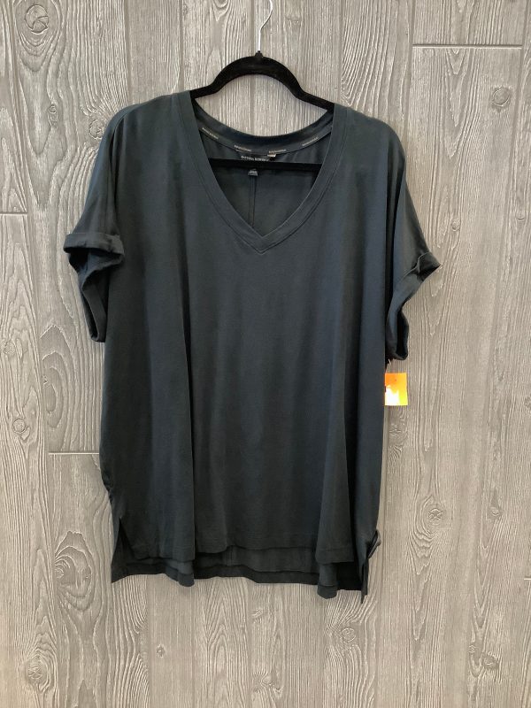 Top Short Sleeve By Banana Republic In Black, Size: Xxl For Sale